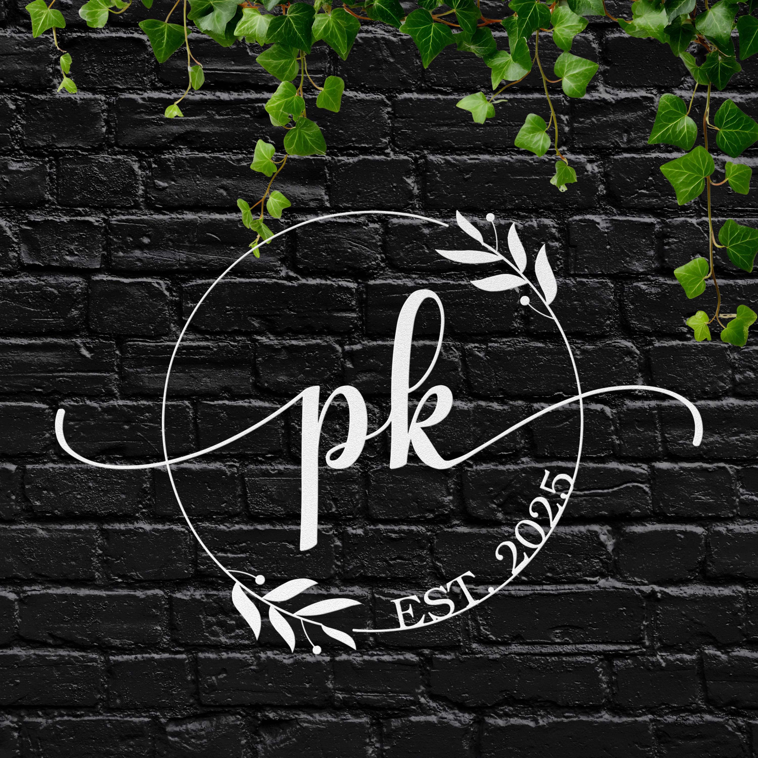 Personalized Metal Sign – Custom Initial Wreath, Monogram Art & Established Date Gift