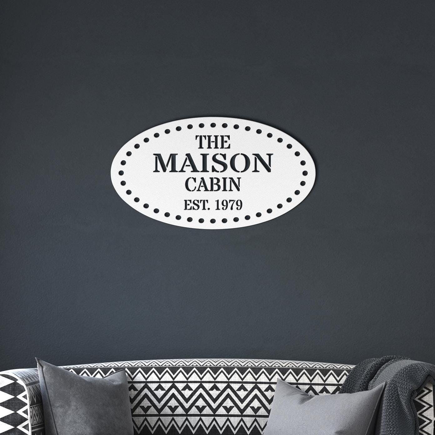 Custom Oval Cabin Metal Sign: Family Name Wall Art