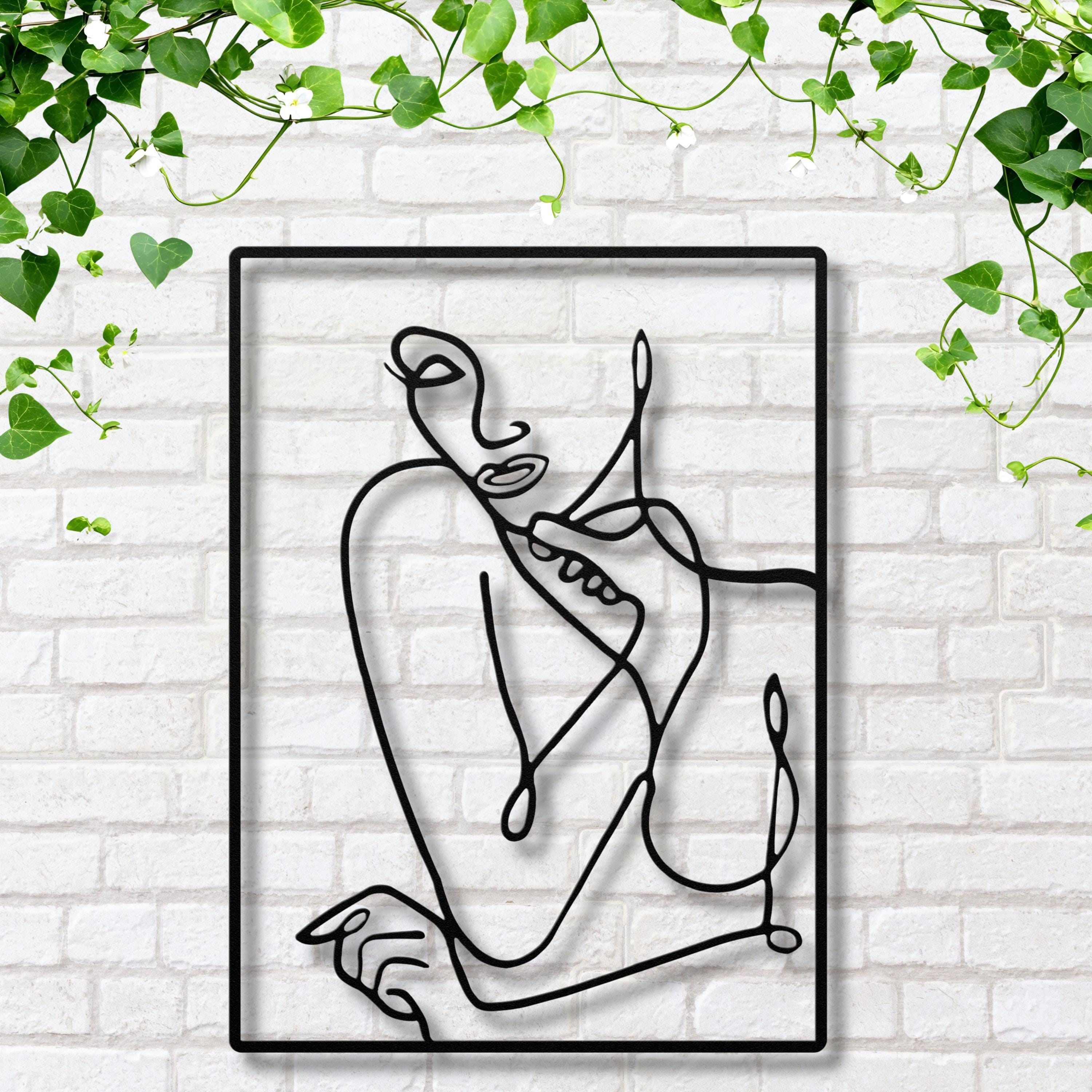 Minimalist Metal Woman Line Art, Abstract Female Figure, Modern Home Decor