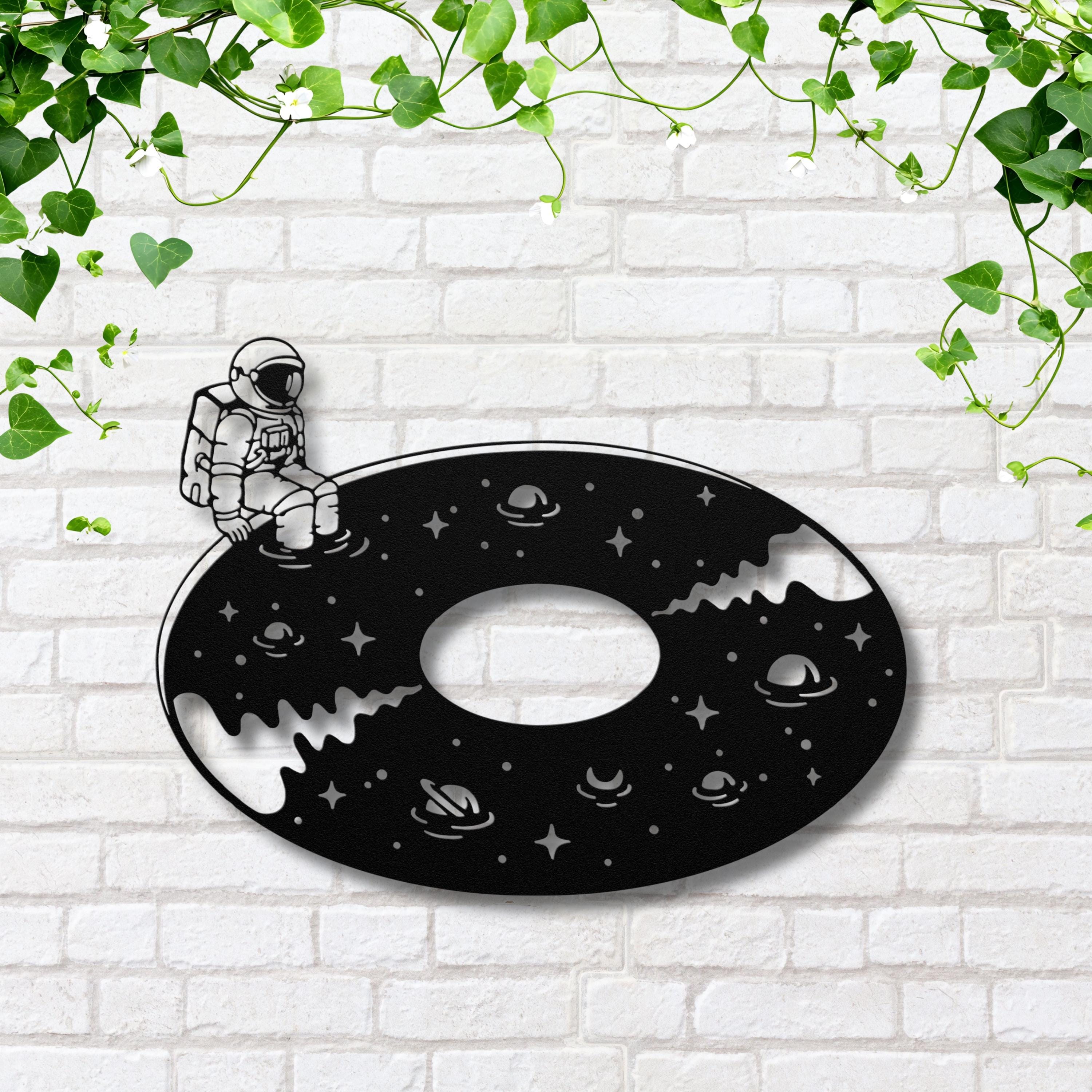 Astronaut Metal Art - Cosmic Sci-Fi Decor | Vinyl Record Wall Sculpture