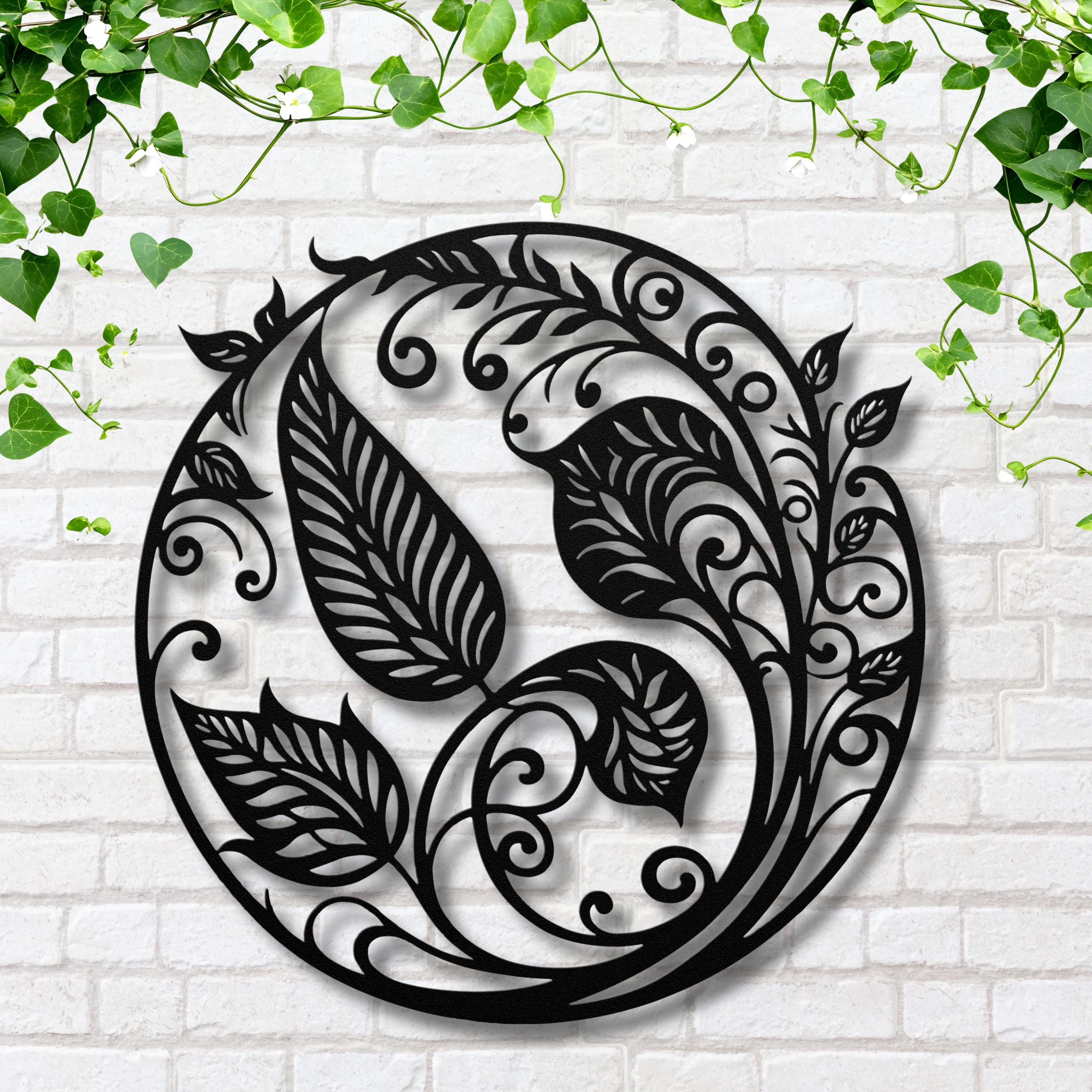 Circular Fern Leaf Metal Art | Ornate Botanical Die-Cut Sign | Mandala Nature Decor | Intricate Scrollwork Wall Hanging