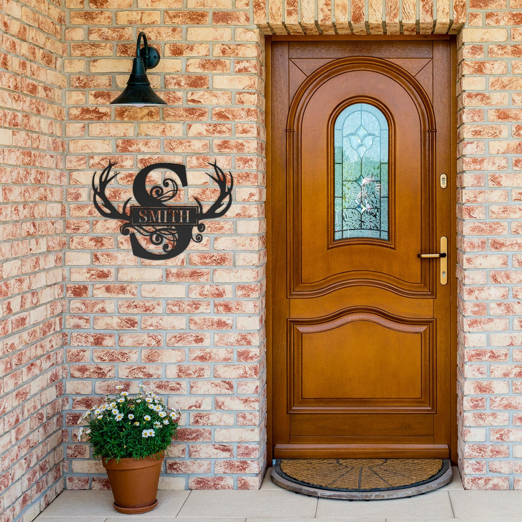 Custom Antler Metal Sign, Personalized Family Name Decor, Rustic Cabin Art, Hunting Gift
